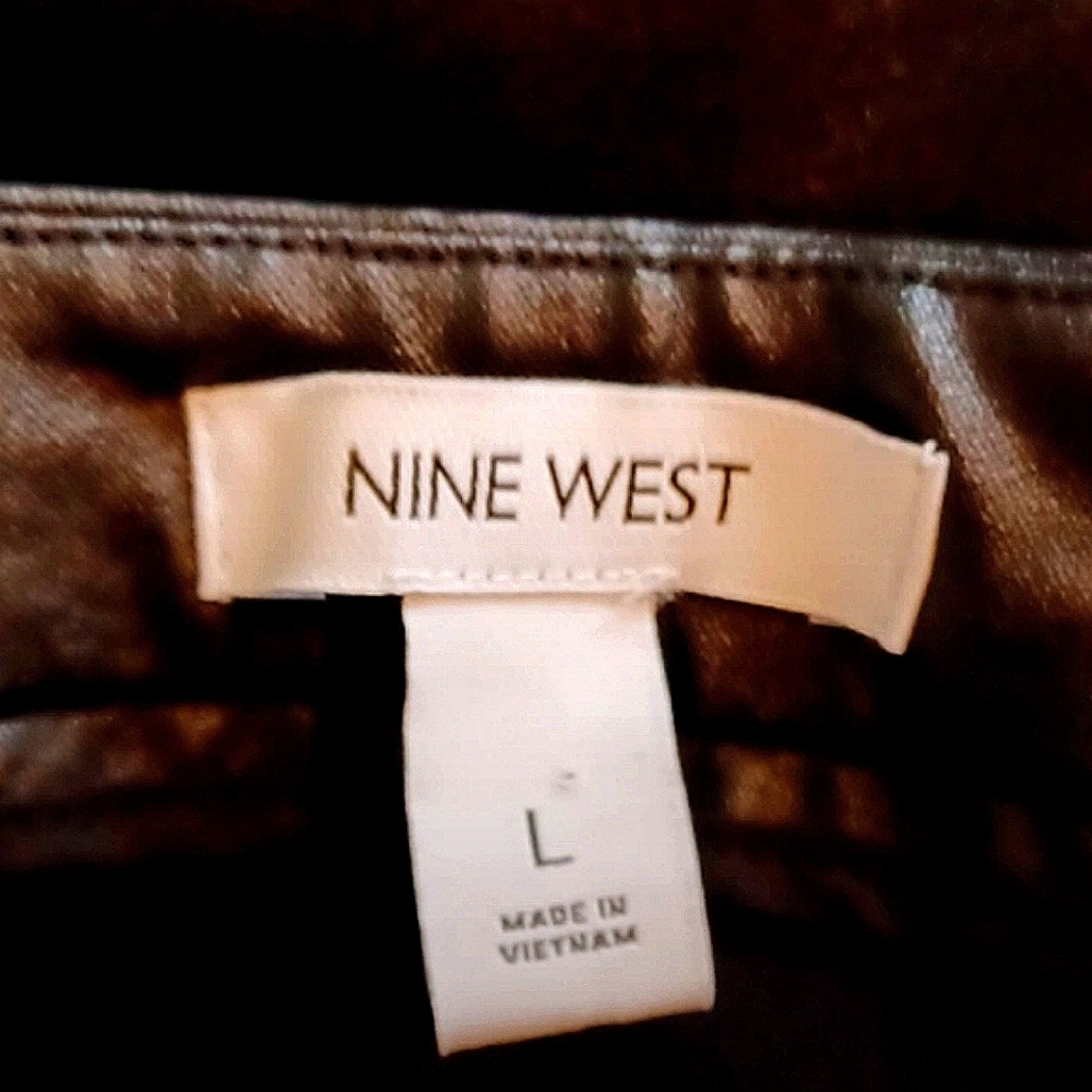 Nine West Black Imitation Vegan Leather Skinny Pants w/Leg Zippers, SZ L, NWOT - Picture 6 of 9